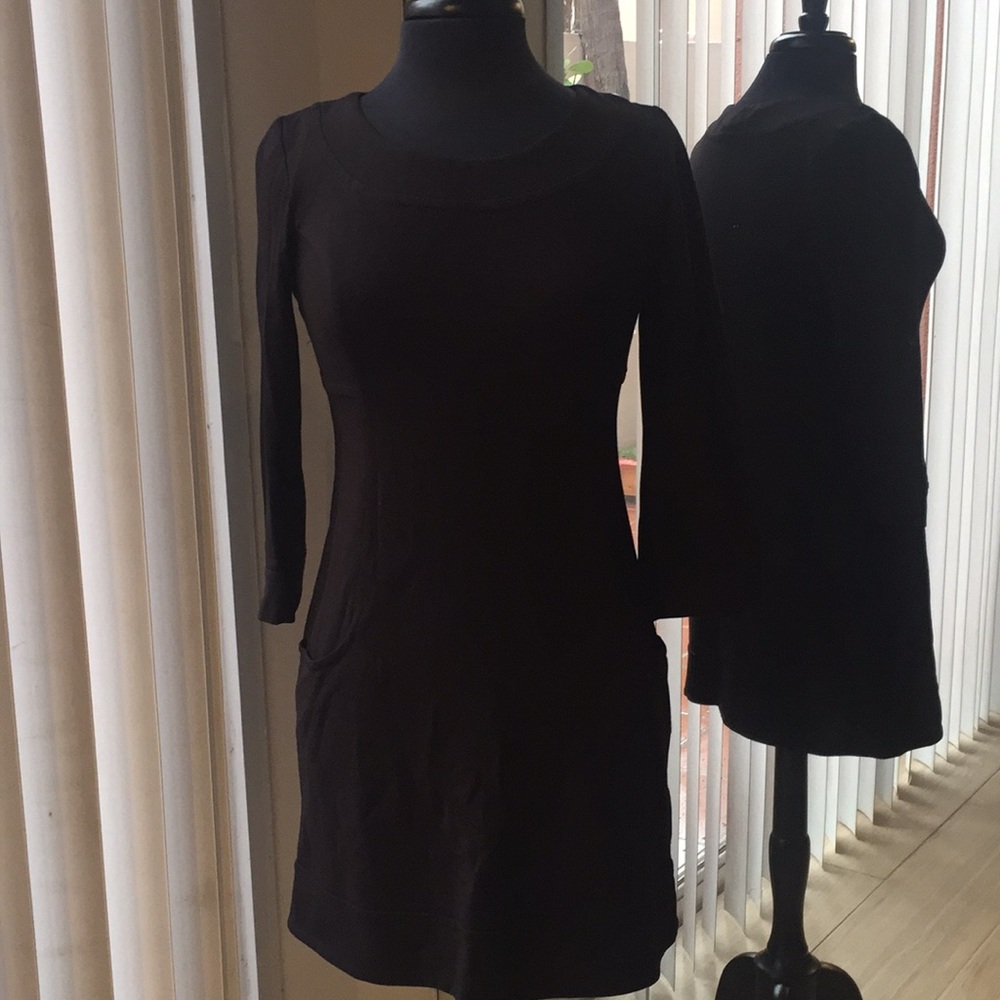 Max Studio Long Sleeve Black Dress w/pockets
